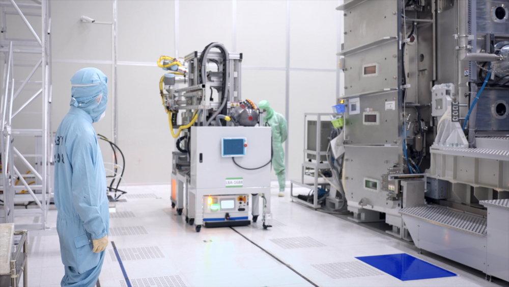 gcestudybuddy.netbines its production lines with IoT, big data, optical identification technology, with automated guided vehicles (AGV). Using human-robot collaboration to simplify changeover process in manufacturing and significantly improving production efficiency